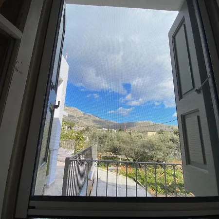 Maria's House Апартаменты *